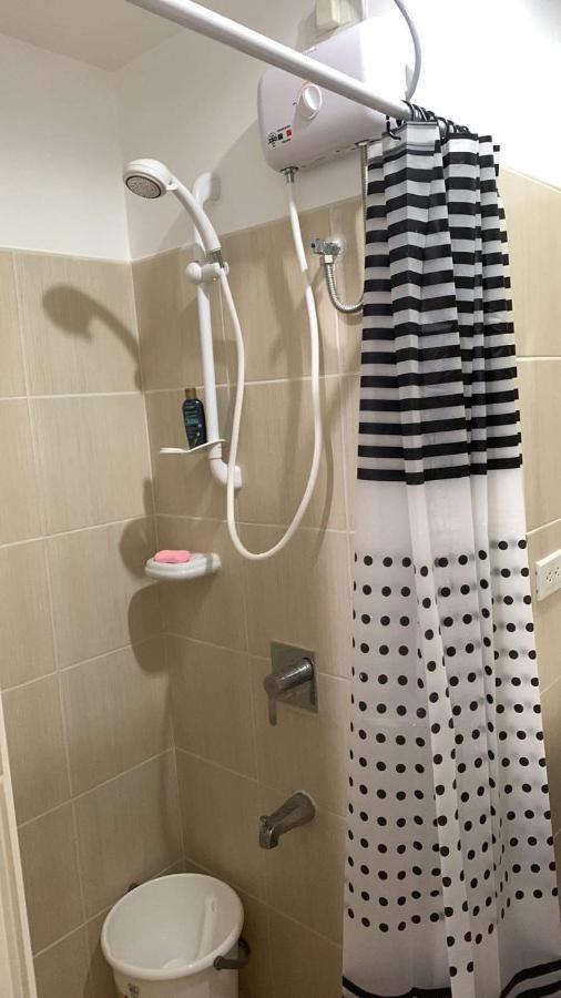 Grand Riviera Suites Comfy Condo Near Us Embassy Manila Bay Roxas Blvd Ermita Manila Bagian luar foto